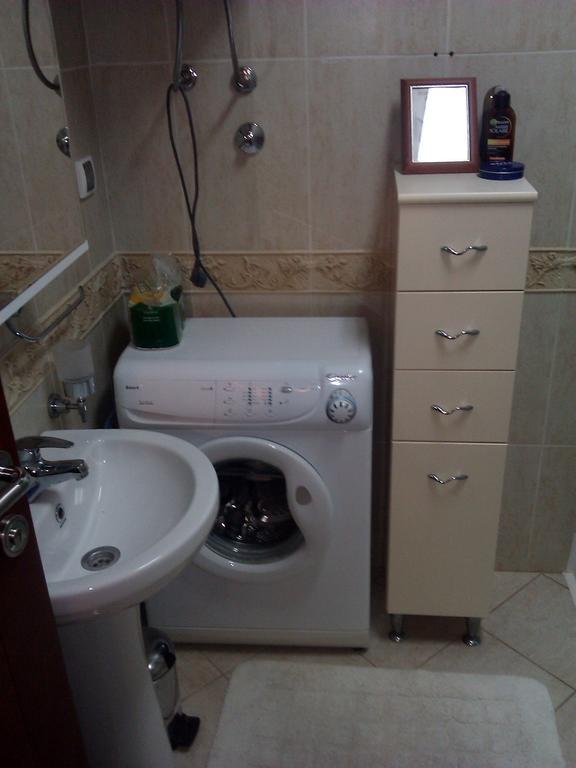 Apartmani Petrovac Na Moru Værelse billede